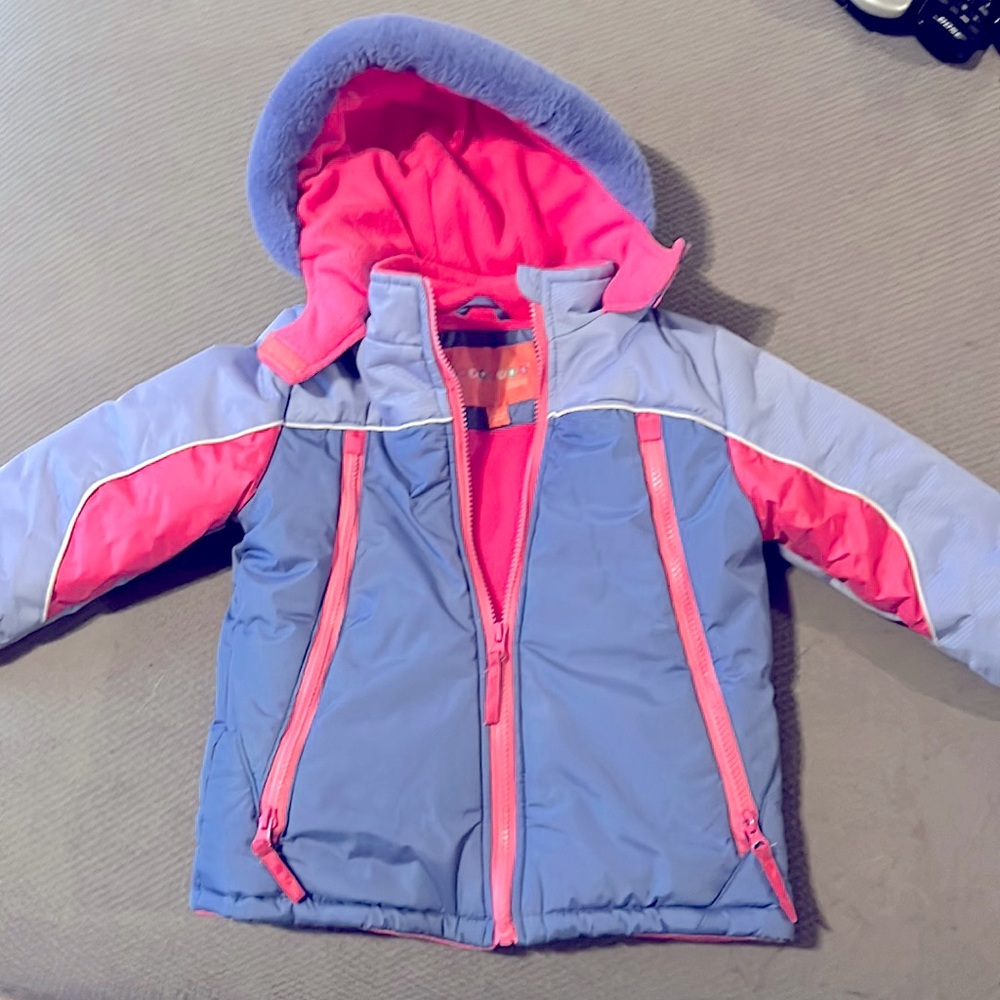 Kids winter jacket.  Great quality like new